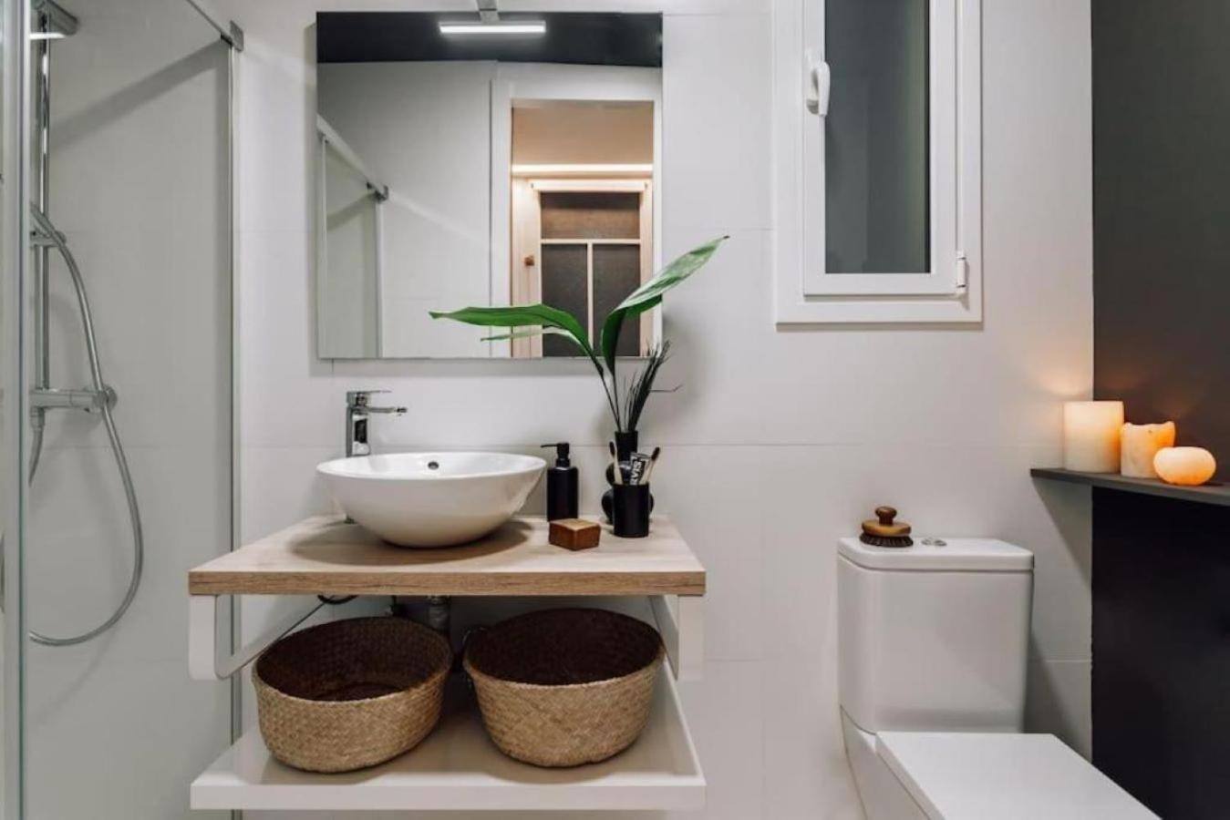 Asoa - One Bedroom In Gracia *